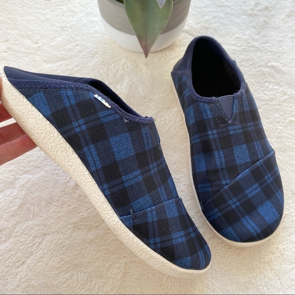 TOMS Rodeo Faux Fur Lined Twill blue check plaid Mens 7 convertible Slippers - Picture 1 of 13